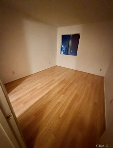 10129 Commerce Street, Tujunga, CA 90242