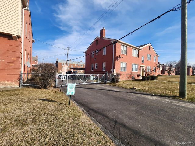 20248 Schaefer Highway, Detroit, MI 48235