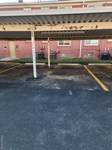 20248 Schaefer Highway, Detroit, MI 48235