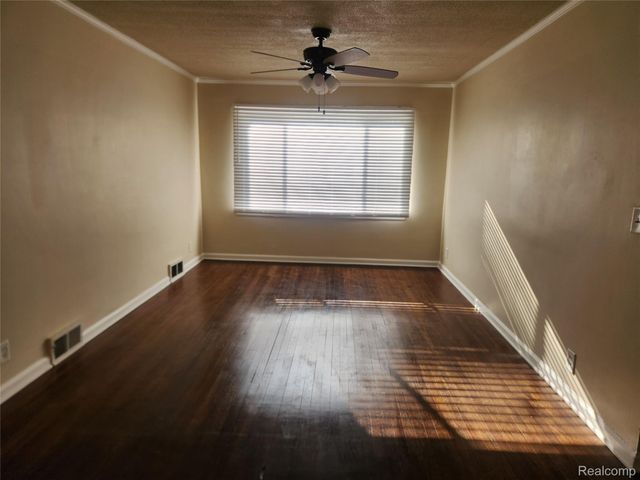 20248 Schaefer Highway, Detroit, MI 48235