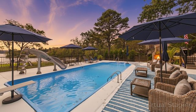188 Trout Dr, Murray, KY 42071