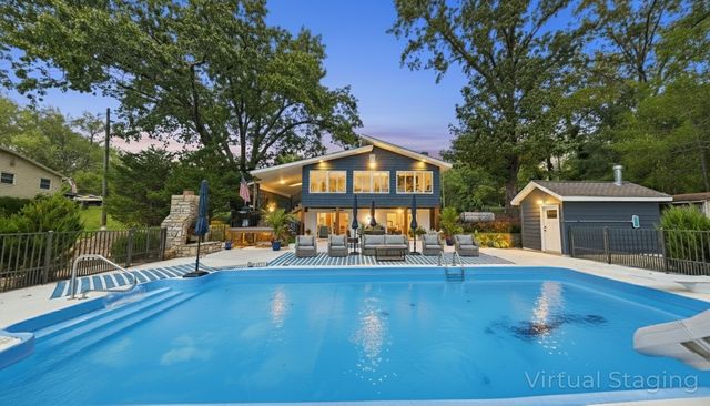 188 Trout Dr, Murray, KY 42071