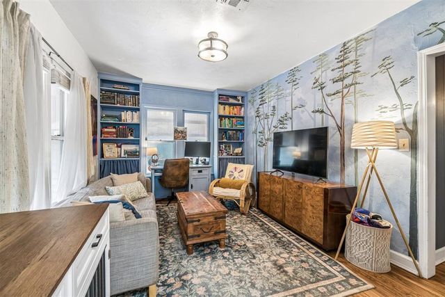 2104 NW 22nd Street, Oklahoma City, OK 73107