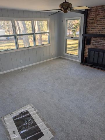 52 Deerpath Road, Deer Park, IL 60010