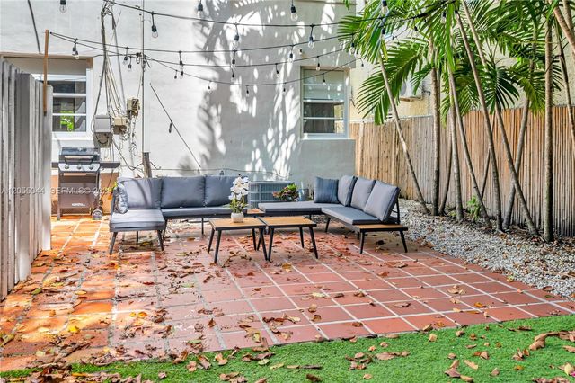 426 NE 26th St 1, Miami, FL 33137