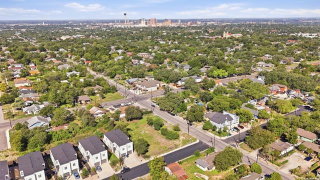 1006 Porter St, San Antonio, TX 78210