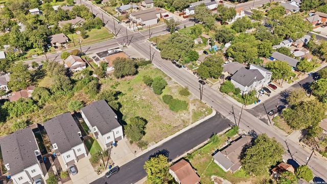 1006 Porter St, San Antonio, TX 78210