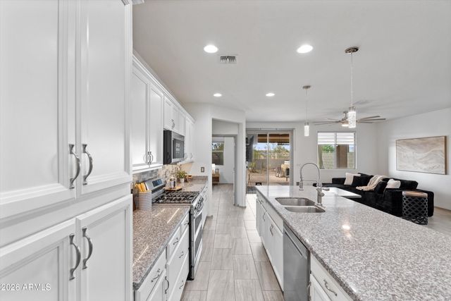 17452 W SPRING Drive, Goodyear, AZ 85338