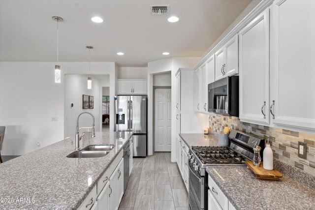 17452 W SPRING Drive, Goodyear, AZ 85338