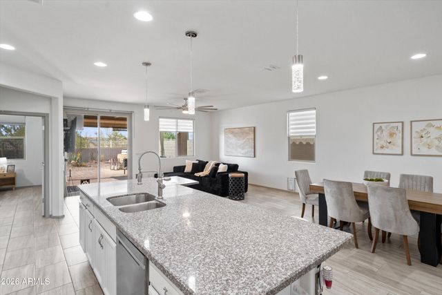 17452 W SPRING Drive, Goodyear, AZ 85338