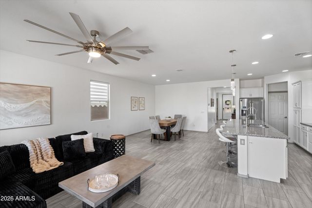 17452 W SPRING Drive, Goodyear, AZ 85338