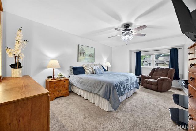 1843 Tawny Ash Drive, St Louis, MO 63146