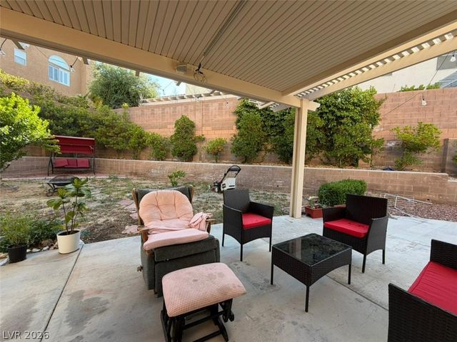 2017 Shining Feather Lane, Las Vegas, NV 89134