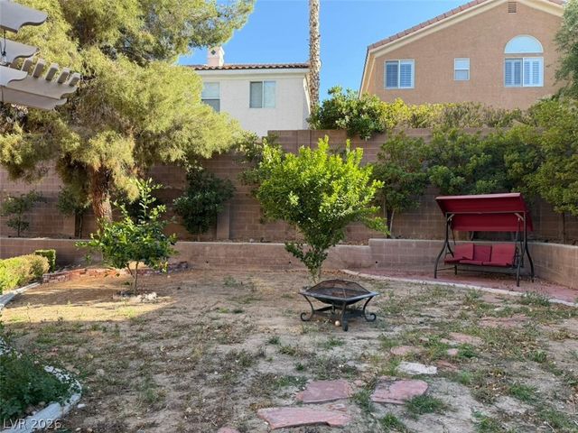 2017 Shining Feather Lane, Las Vegas, NV 89134