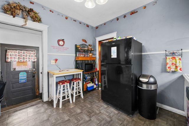 249 W 30th Street, Davenport, IA 52803