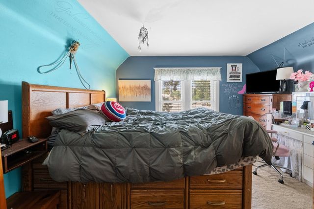 249 W 30th Street, Davenport, IA 52803