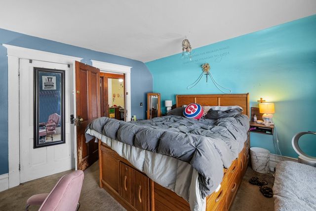 249 W 30th Street, Davenport, IA 52803