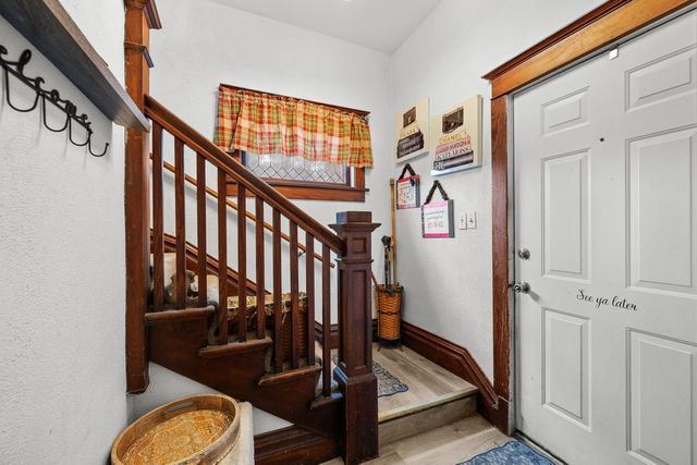 249 W 30th Street, Davenport, IA 52803