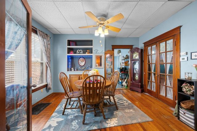 249 W 30th Street, Davenport, IA 52803