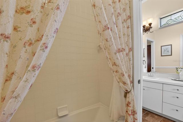 2316 WALDEN PLACE N, Plant City, FL 33566