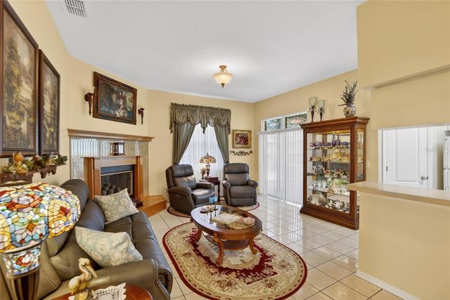 2316 WALDEN PLACE N, Plant City, FL 33566