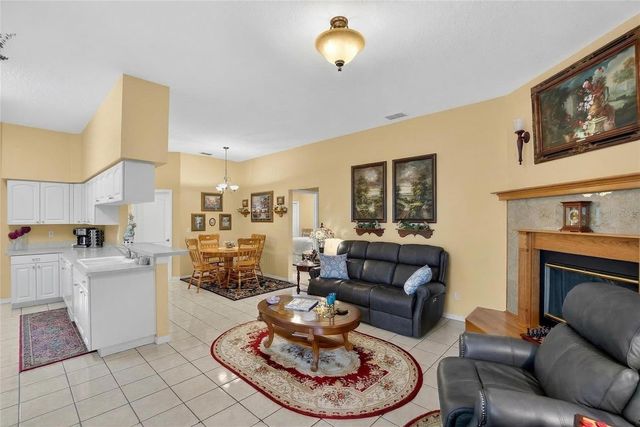 2316 WALDEN PLACE N, Plant City, FL 33566