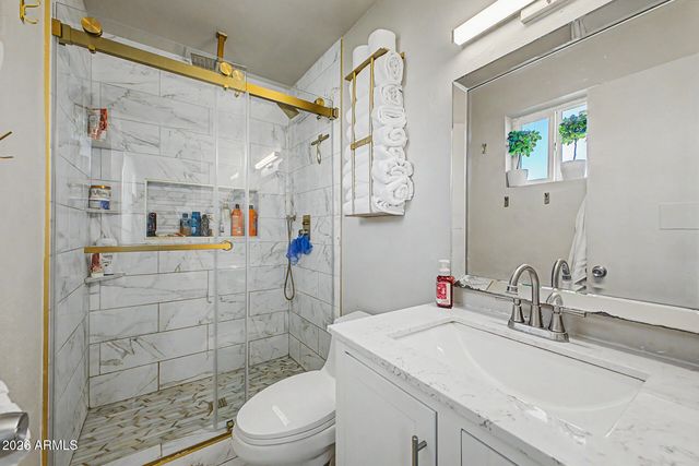 3201 W WILLOW Avenue, Phoenix, AZ 85029