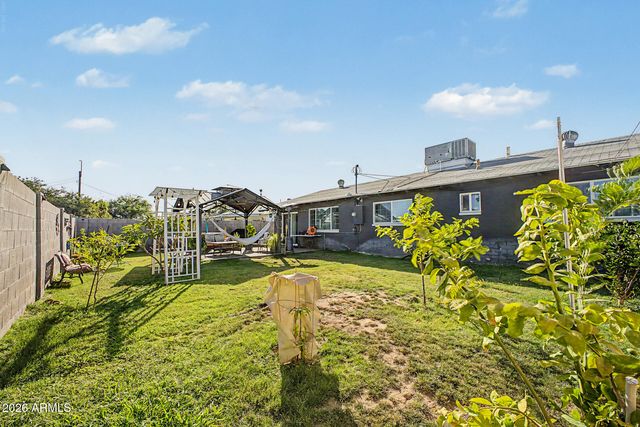 3201 W WILLOW Avenue, Phoenix, AZ 85029