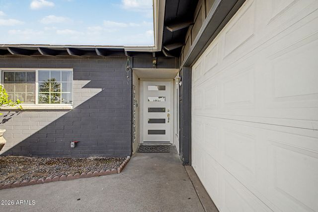 3201 W WILLOW Avenue, Phoenix, AZ 85029