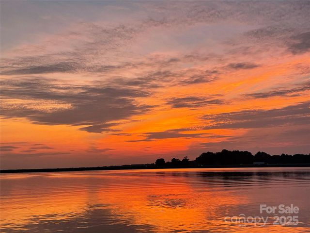 260 Bridges Farm Road, Mooresville, NC 28115