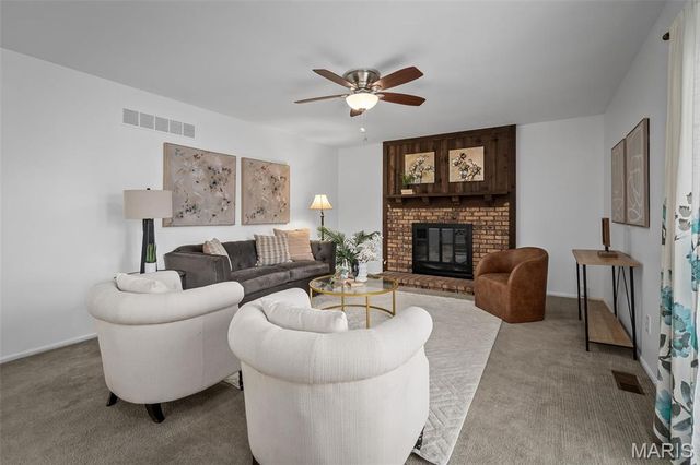 643 Nanceen Court, Ballwin, MO 63021