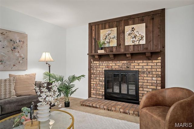 643 Nanceen Court, Ballwin, MO 63021