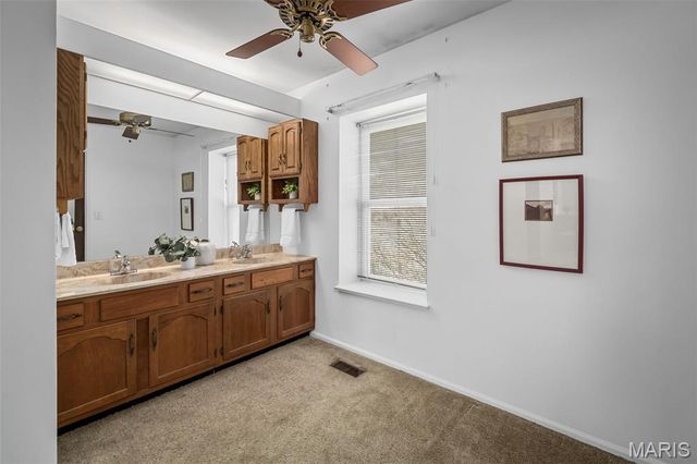 643 Nanceen Court, Ballwin, MO 63021