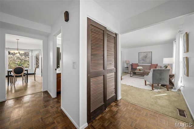 643 Nanceen Court, Ballwin, MO 63021