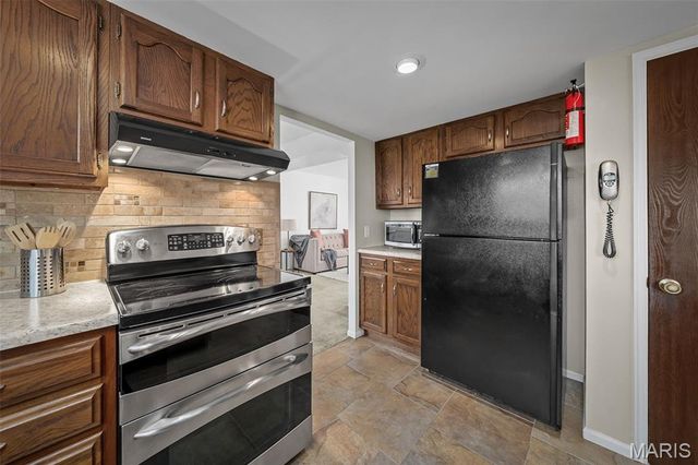 643 Nanceen Court, Ballwin, MO 63021