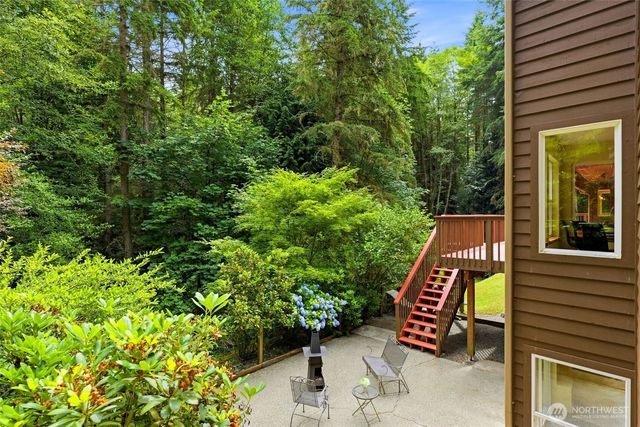 8345 NE 360th Street, Hansville, WA 98340
