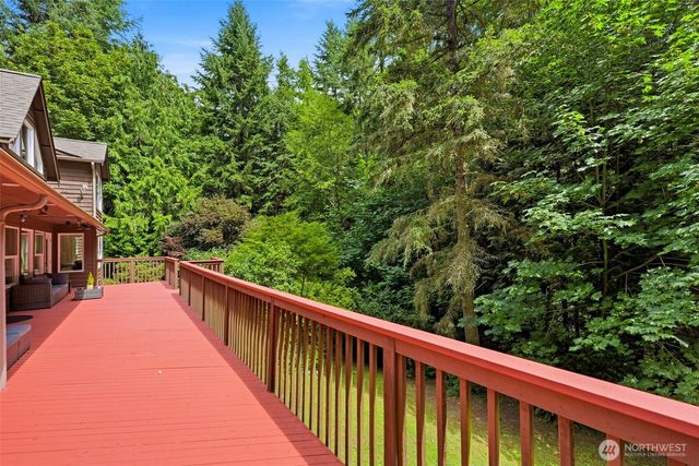 8345 NE 360th Street, Hansville, WA 98340