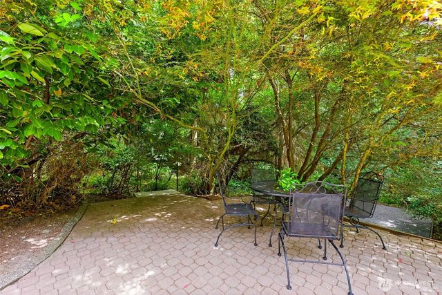 8345 NE 360th Street, Hansville, WA 98340