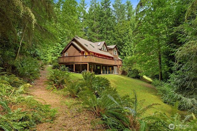 8345 NE 360th Street, Hansville, WA 98340
