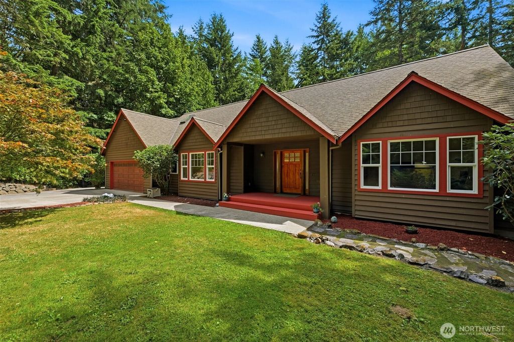 8345 NE 360th Street, Hansville, WA 98340