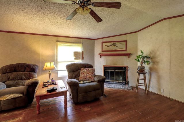 40 Private Road 1011, Texarkana, AR 71854