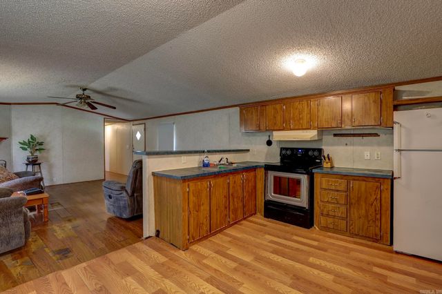 40 Private Road 1011, Texarkana, AR 71854