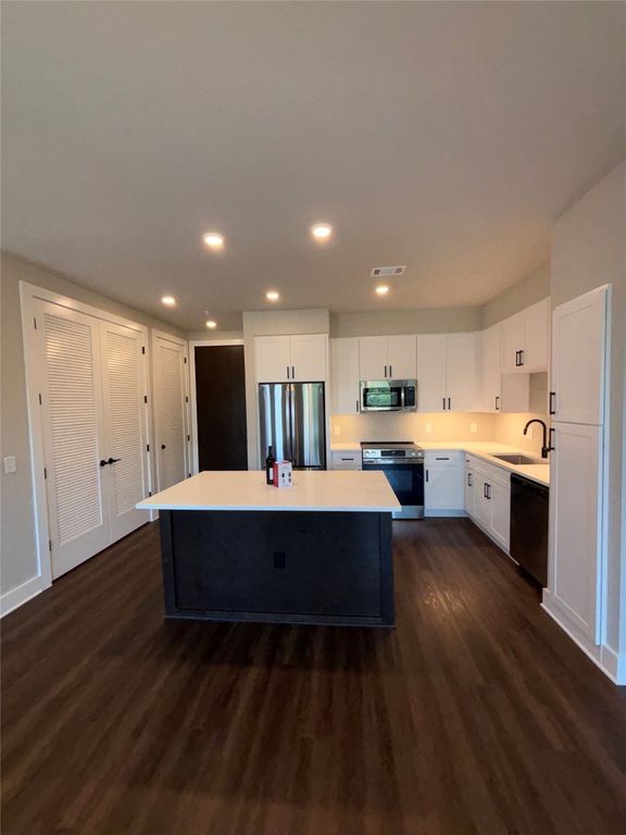 3255 Carlisle Street 2418, Dallas, TX 75204