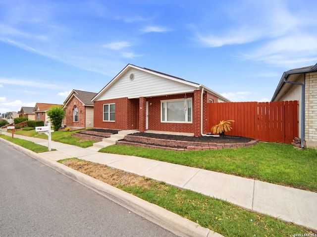 659 MEADOW ARBOR LN, Universal City, TX 78148