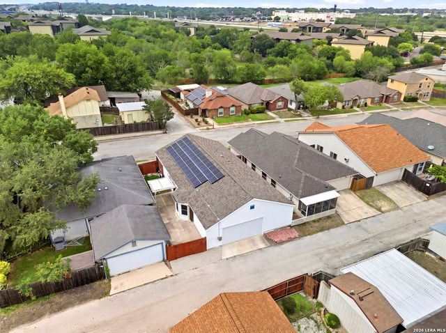 659 MEADOW ARBOR LN, Universal City, TX 78148