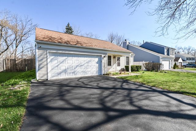 5150 Winona Lane, Gurnee, IL 60031