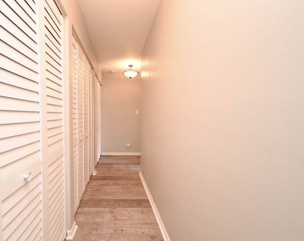 5150 Winona Lane, Gurnee, IL 60031