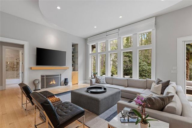 4915 Northway Drive NE, Sandy Springs, GA 30342