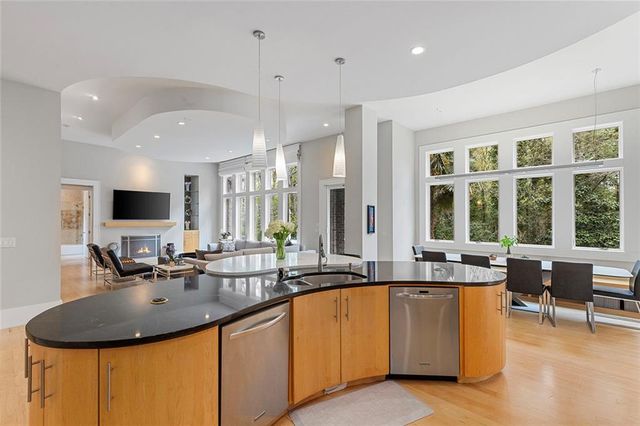 4915 Northway Drive NE, Sandy Springs, GA 30342