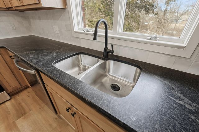 1329 VISTA CAMPO, Jefferson City, MO 65109